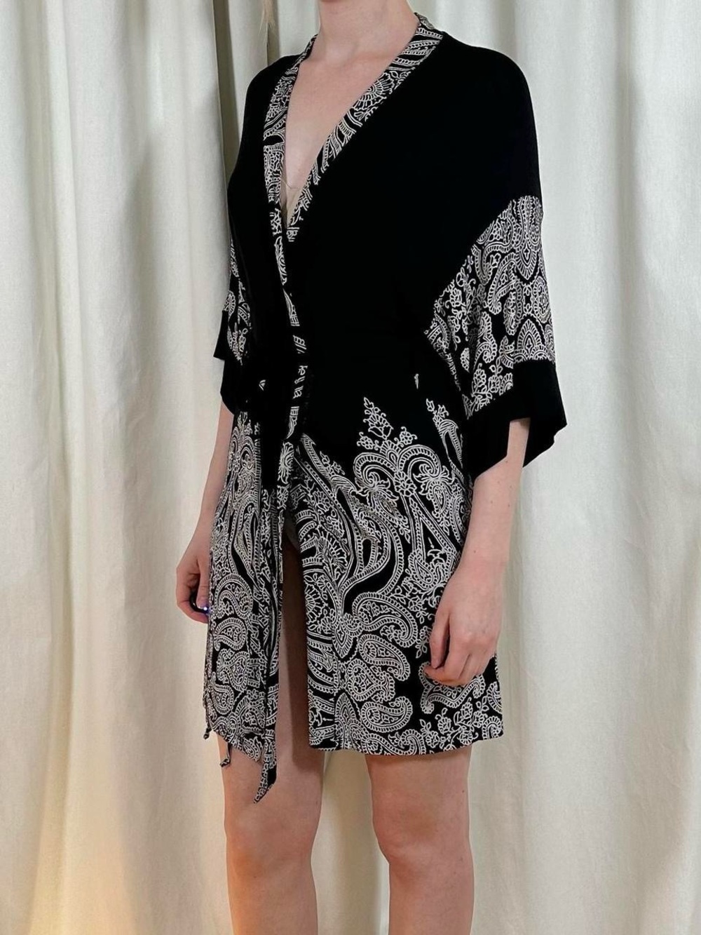 Short Length Robe - Picture 3 of 8